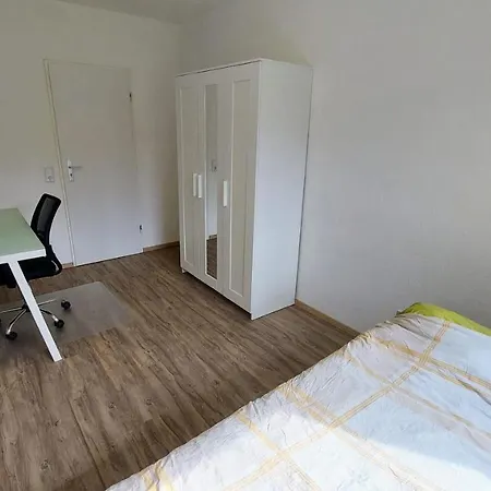 Cozy With A Fancy Kitchen And 2 Baths Rum i privatbostad Hürth